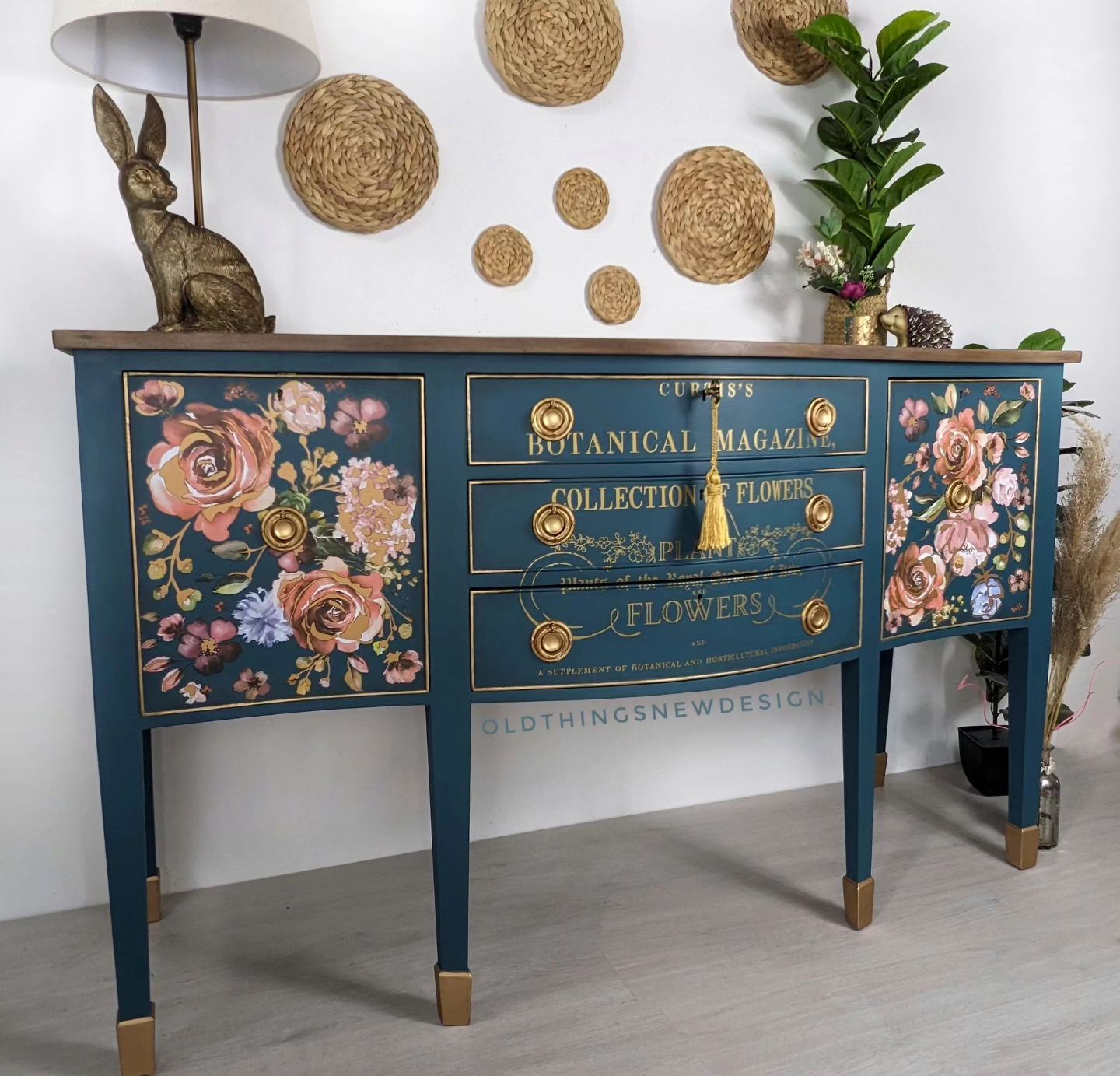 Sideboard